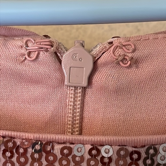 Forever 21 rose gold sequin dress, size small - Picture 5 of 6